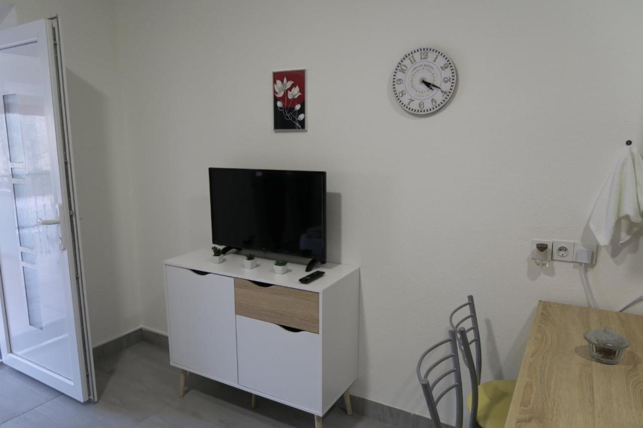 Aida Appartement Novi Vinodolski Buitenkant foto